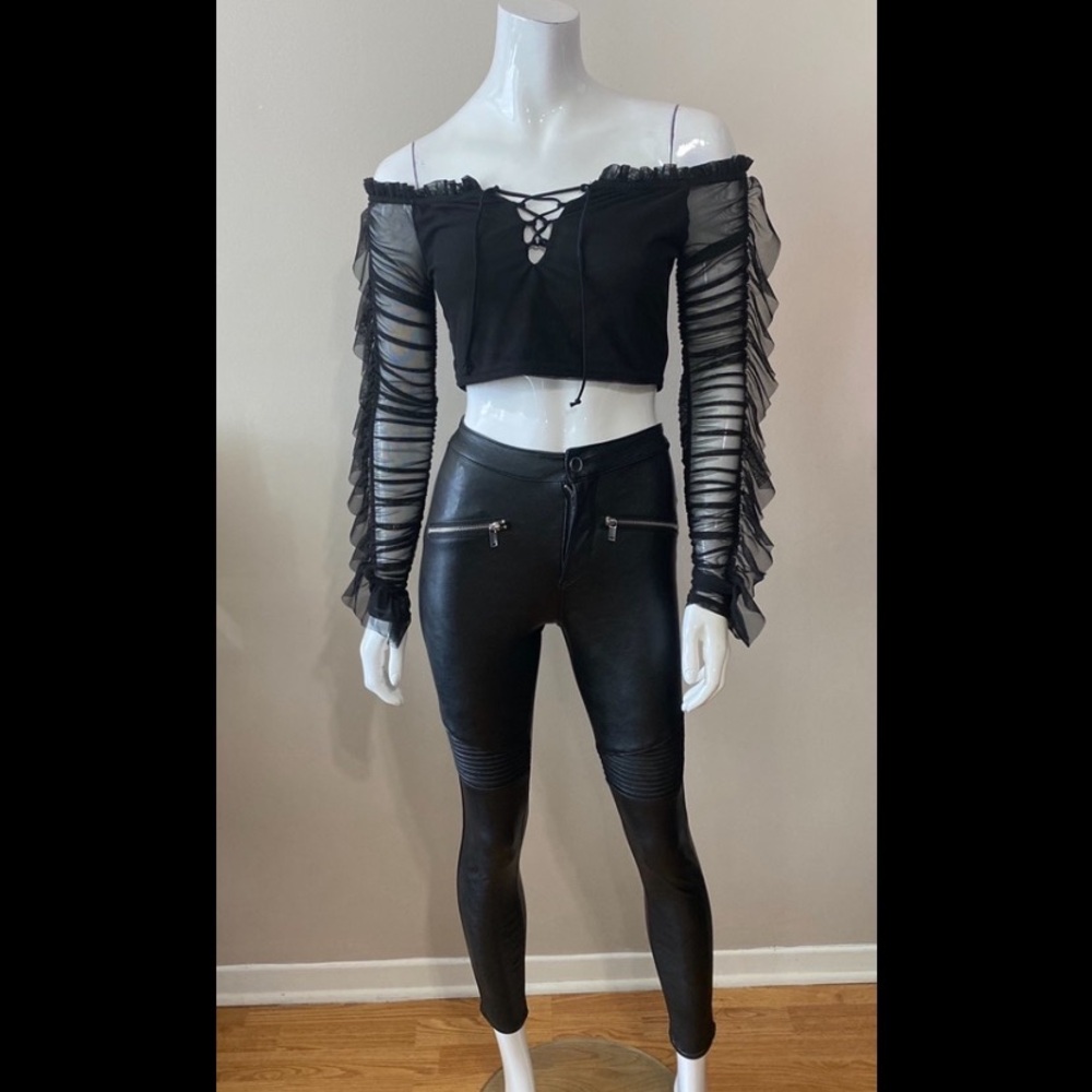 🔹PRETTY LITTLE THING🔹NEW CONDITION - Picture 2 of 7